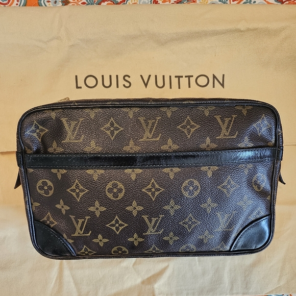Louis Vuitton Handbags - LOUIS VUITTON Compiegne 28 Clutch Bag